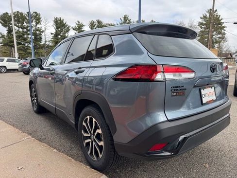 Used 2023 Toyota Corolla Cross S image 5