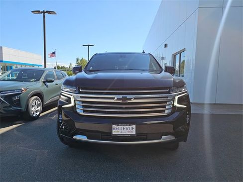 Used 2022 Chevrolet Tahoe High Country image 2