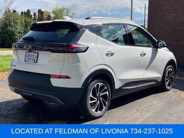 Used 2023 Chevrolet Bolt EUV Premier w/ Super Cruise Package FWD image 5