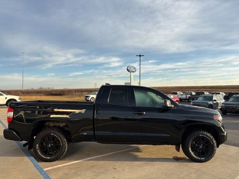 Used 2021 Toyota Tundra SR5 image 7