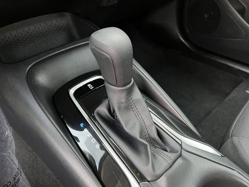 Used 2025 Toyota Corolla LE image 41