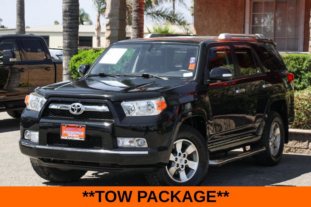 Used 2013 Toyota 4Runner SR5 w/ Convenience Pkg AWD/4WD image 4