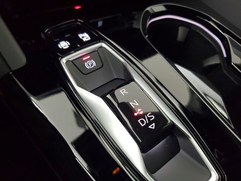 New 2026 Audi SQ5 Premium Plus AWD/4WD image 31