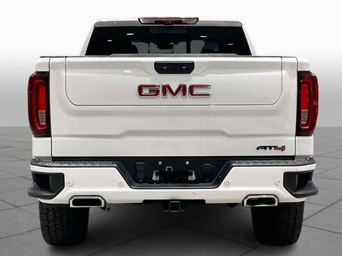 Used 2024 GMC Sierra 1500 AT4 w/ Technology Package image 4