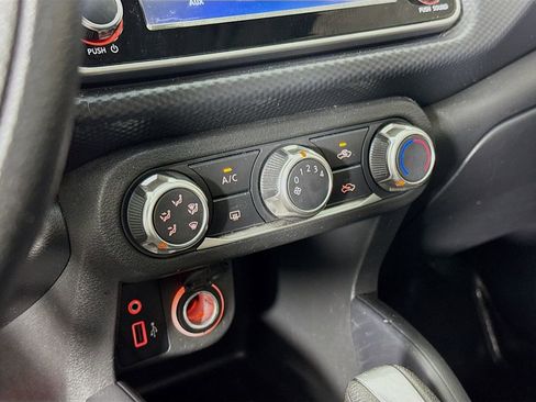 Used 2024 Nissan Kicks S FWD image 15