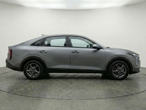 Used 2025 Kia K4 FWD image 11
