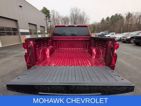 Used 2025 Chevrolet Silverado 1500 RST image 26