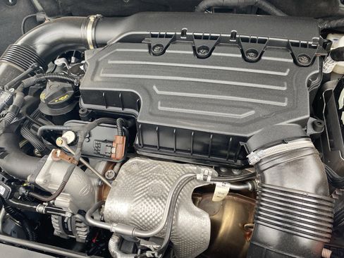 Used 2023 Jeep Renegade Trailhawk image 23