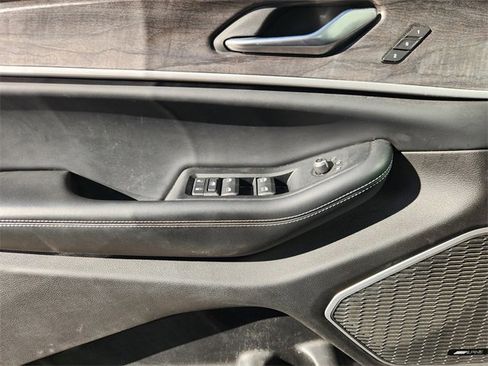 Used 2021 Jeep Grand Cherokee L Limited image 23