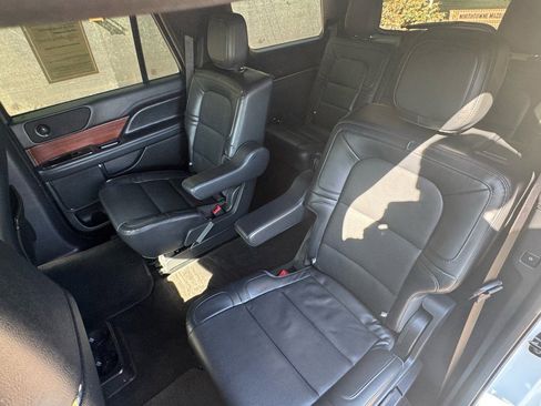 Certified 2023 Lincoln Navigator Reserve image 21