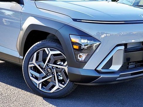 New 2026 Hyundai Kona SEL Premium image 4