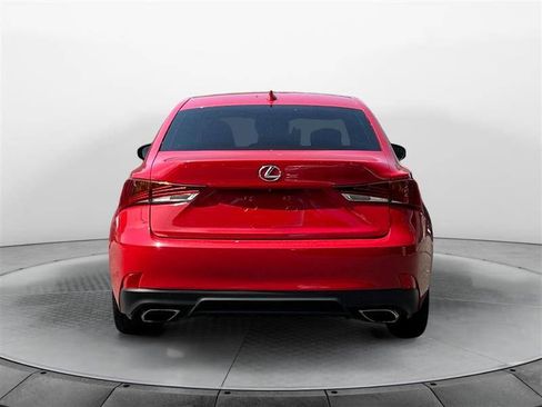 Used 2017 Lexus IS 200t image 4