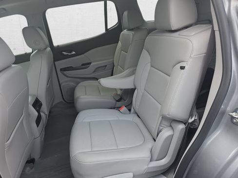 Used 2023 GMC Acadia SLT w/ Trailering Package AWD/4WD image 16