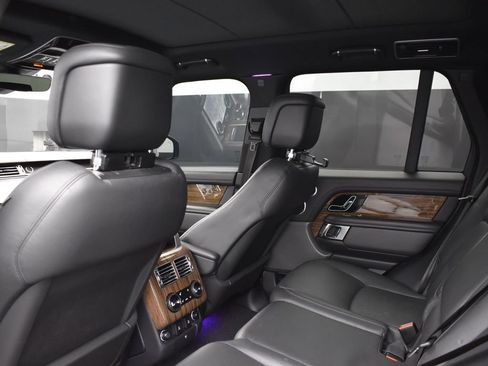 Used 2019 Land Rover Range Rover Supercharged AWD/4WD image 9