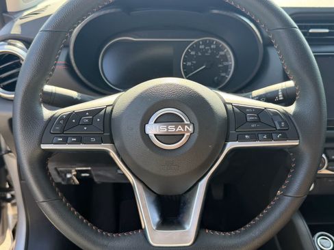Used 2025 Nissan Versa SR w/ Trunk Package FWD image 9
