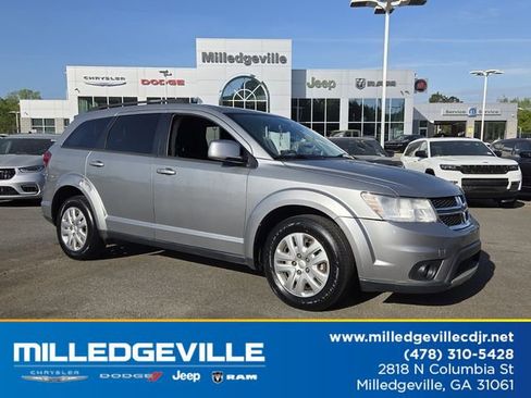 Used 2019 Dodge Journey SE w/ Premium Group FWD image 1