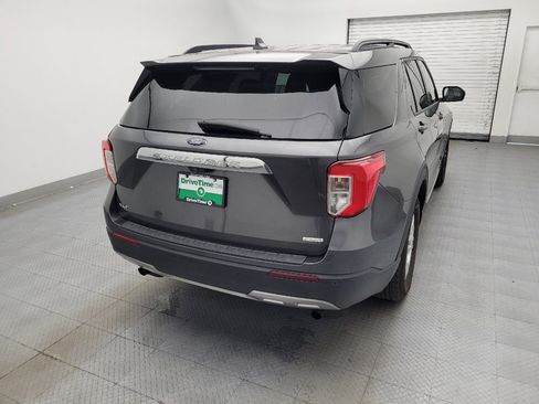 Used 2020 Ford Explorer XLT w/ Equipment Group 202A image 7