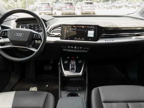 Used 2023 Audi Q4 e-tron Premium Plus w/ Premium Plus AWD/4WD image 8