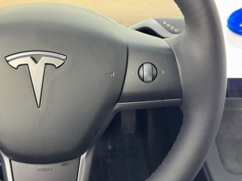 Used 2023 Tesla Model 3 Standard Range image 20