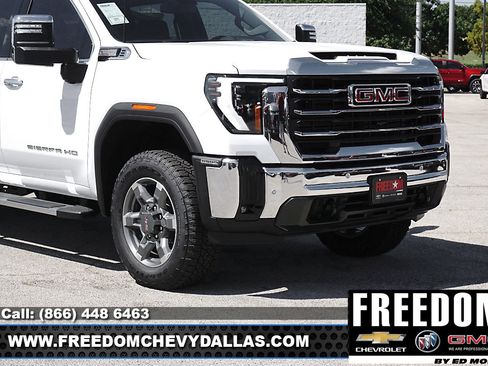 New 2025 GMC Sierra 2500 SLT w/ Texas SLT Premium Package image 41