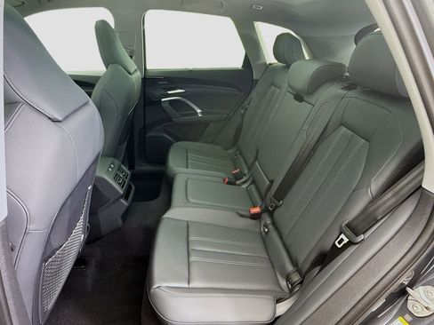 Used 2025 Audi Q5 Premium Plus image 21