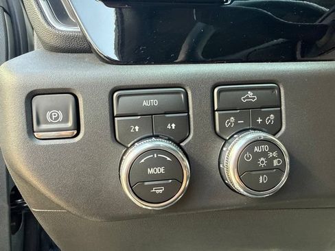 New 2026 GMC Sierra 1500 Elevation AWD/4WD image 12