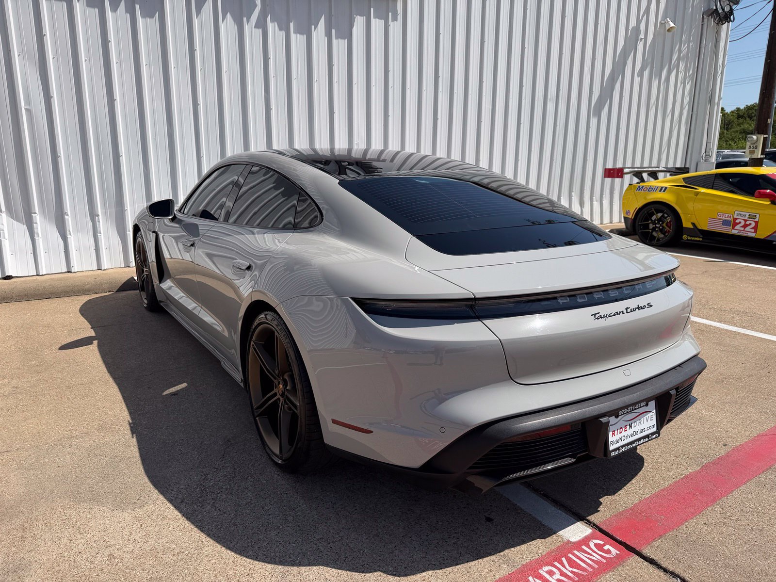 Used 2021 Porsche Taycan Turbo AWD/4WD image 4