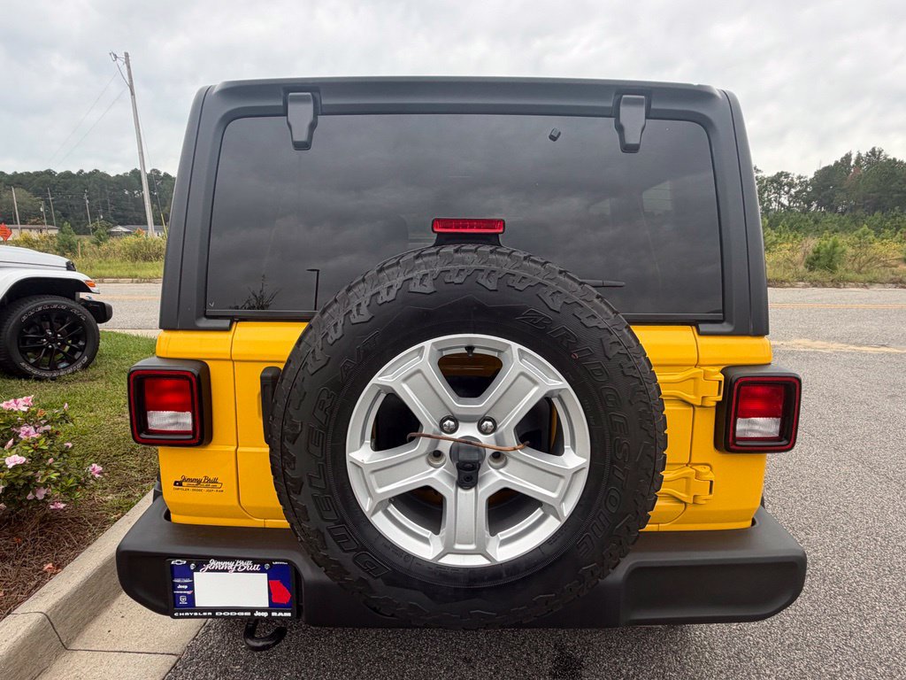 Used 2021 Jeep Wrangler Unlimited Sport AWD/4WD image 14