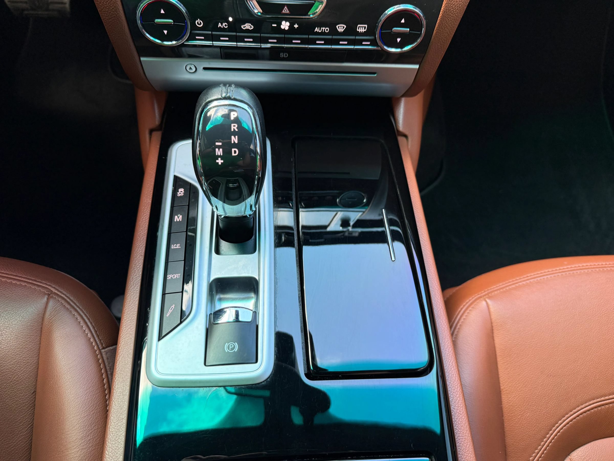 Used 2015 Maserati Quattroporte S Q4 AWD/4WD image 37