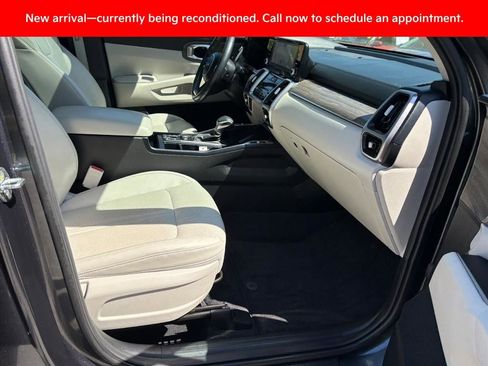 Certified 2022 Kia Sorento X-Line EX image 20