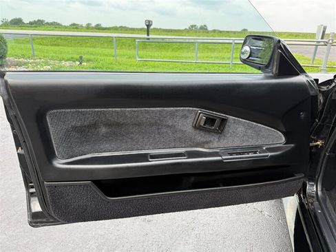 Used 1989 Toyota MR2 Supercharged RWD image 13
