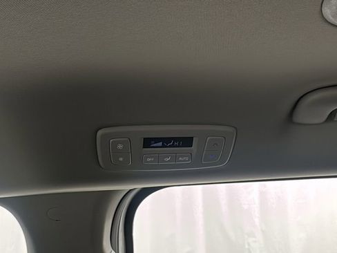 New 2026 Kia Carnival LXS FWD image 37