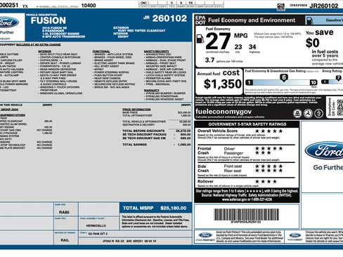 Used 2018 Ford Fusion SE w/ Fusion SE Technology Package FWD image 2