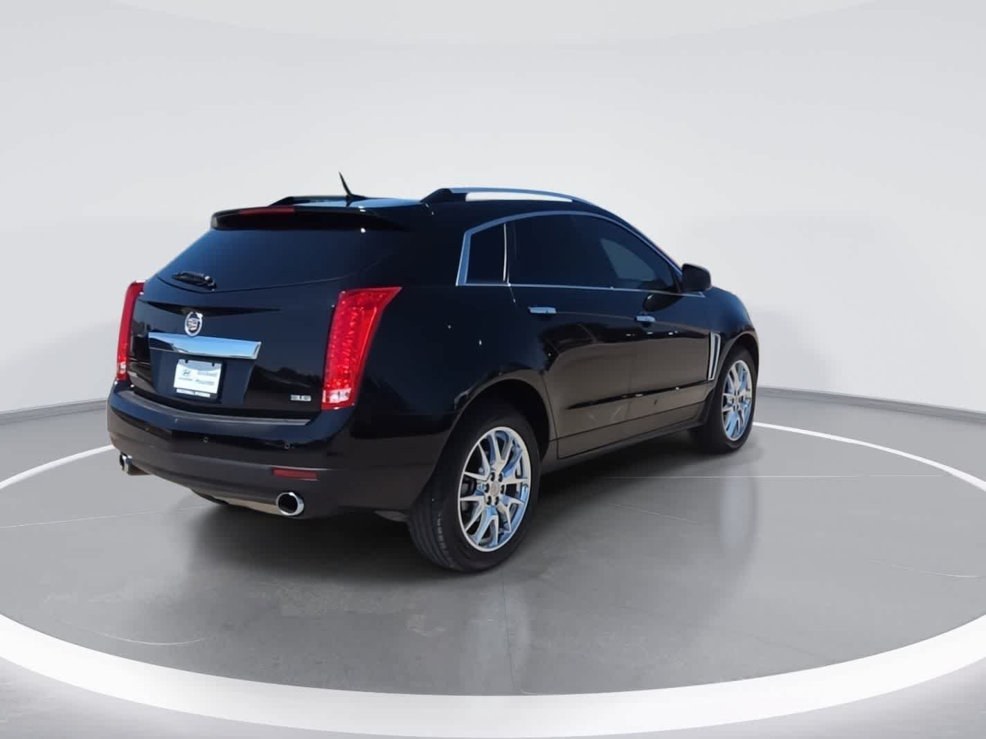 Used 2014 Cadillac SRX Performance w/ Driver Awareness Package FWD image 8