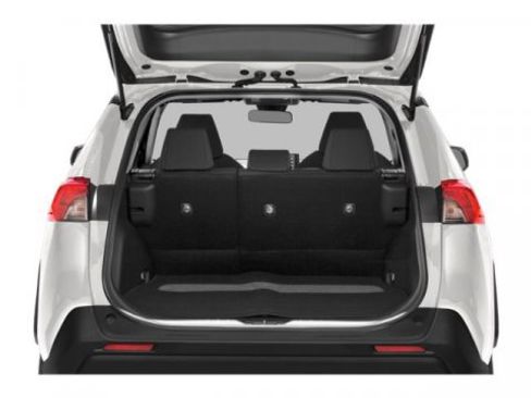 Used 2021 Toyota RAV4 LE w/ Carpet Mat Package (TMS) FWD image 11