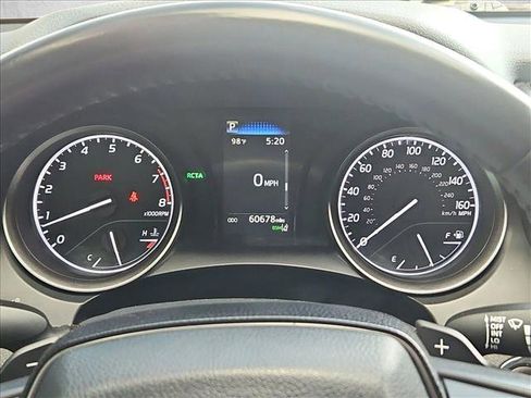 Used 2023 Toyota Camry SE w/ Audio Upgrade Package FWD image 11