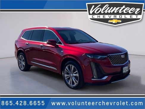 Used 2024 Cadillac XT6 Premium Luxury image 1