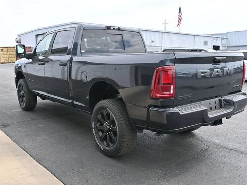 New 2026 RAM 2500 Big Horn AWD/4WD image 6