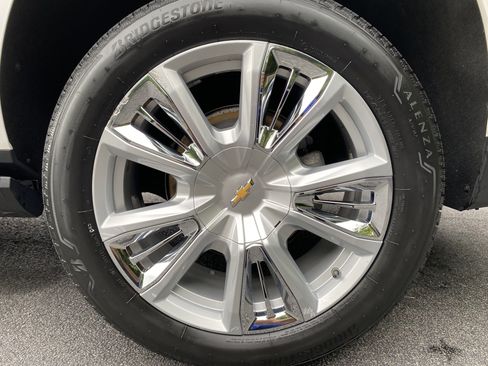 Used 2024 Chevrolet Tahoe High Country AWD/4WD image 48