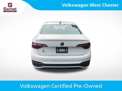 Certified 2024 Volkswagen Jetta Sport FWD image 4