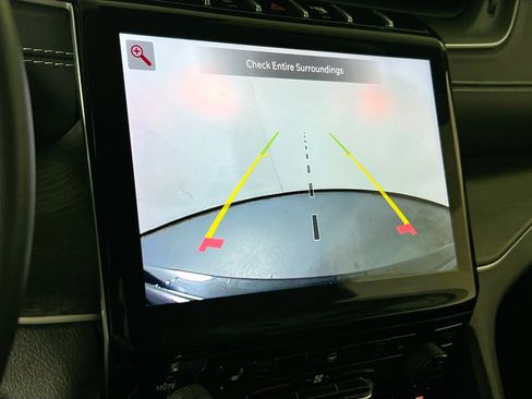 Used 2022 Jeep Grand Cherokee Limited image 14