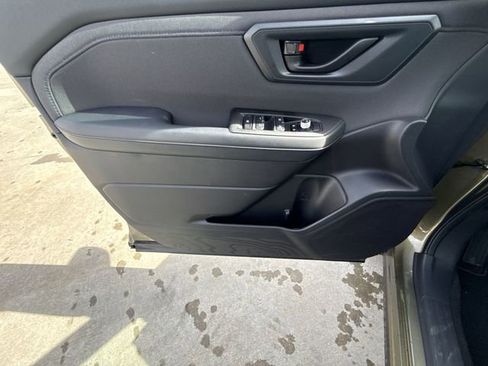 Certified 2026 Subaru Forester Premium image 13