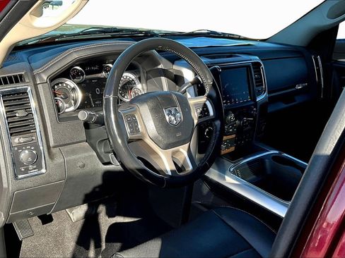 Used 2018 RAM 2500 Laramie w/ Convenience Group image 12