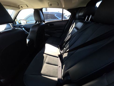 Used 2025 Mitsubishi Eclipse Cross Black Edition image 18