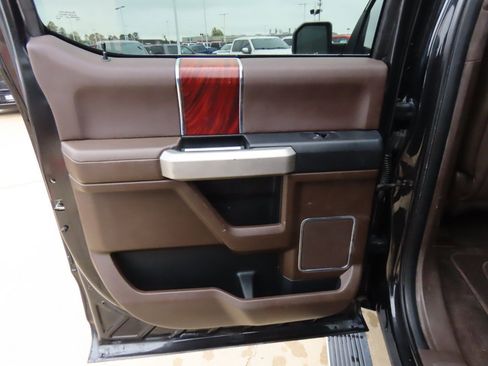 Used 2015 Ford F150 King Ranch w/ Equipment Group 601A Luxury image 19