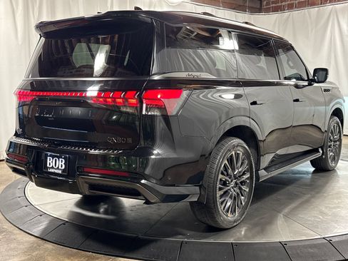 Used 2025 INFINITI QX80 Autograph w/ Autograph Exterior Package AWD/4WD image 10