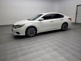 Used 2017 Nissan Altima 2.5 SL w/ 2.5 Technology Package image 2