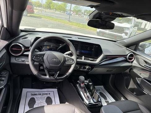 New 2026 Chevrolet Trax RS FWD image 14