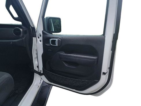 Used 2021 Jeep Wrangler Unlimited Sport AWD/4WD image 27