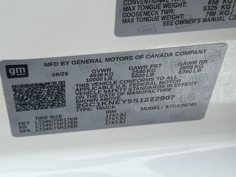 Certified 2025 Chevrolet Silverado 2500 LT w/ Convenience Package AWD/4WD image 32